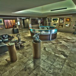HDR_Lobby_2.jpg